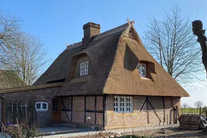 Cottage / kl. Landhaus Kleinod_unter_Reet_mit_historischem_Kaminofen_und_traumhaften_Garten__image_27